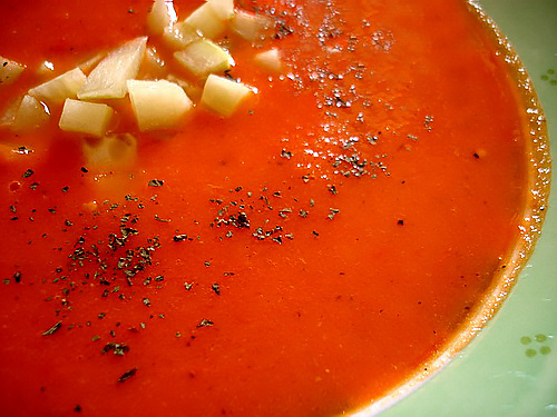 Простой суп из помидоров