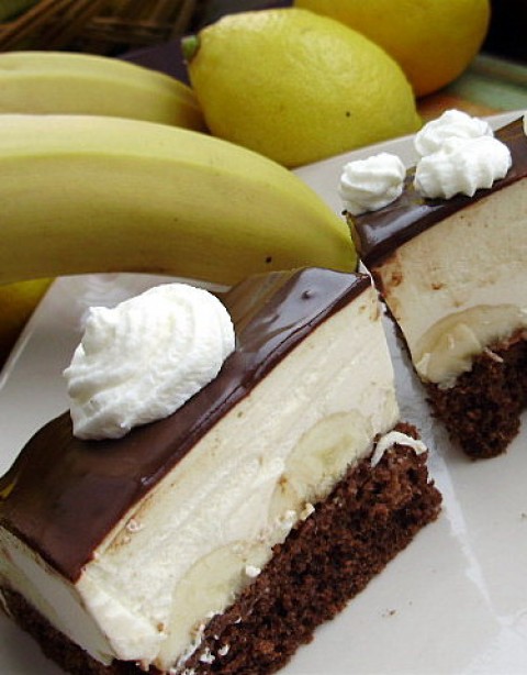 Торт с творожной массой и бананами