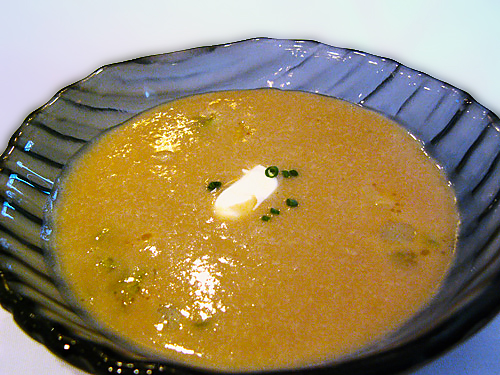 Суп с каштанами и морскими гребешками (Chestnut Soup with Nantucket Bay Scallops)