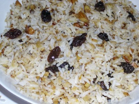 Рис с миндалем и изюмом