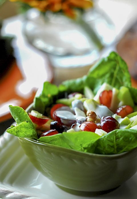 Вальдорфский салат (Waldorf Salad)