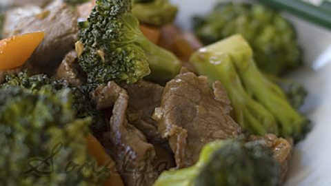 Говядина с брокколи (Broccoli Beef)