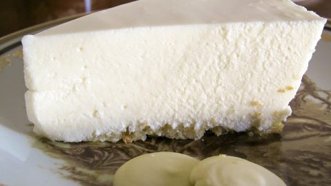 Творожный торт с белым шоколадом без выпекания